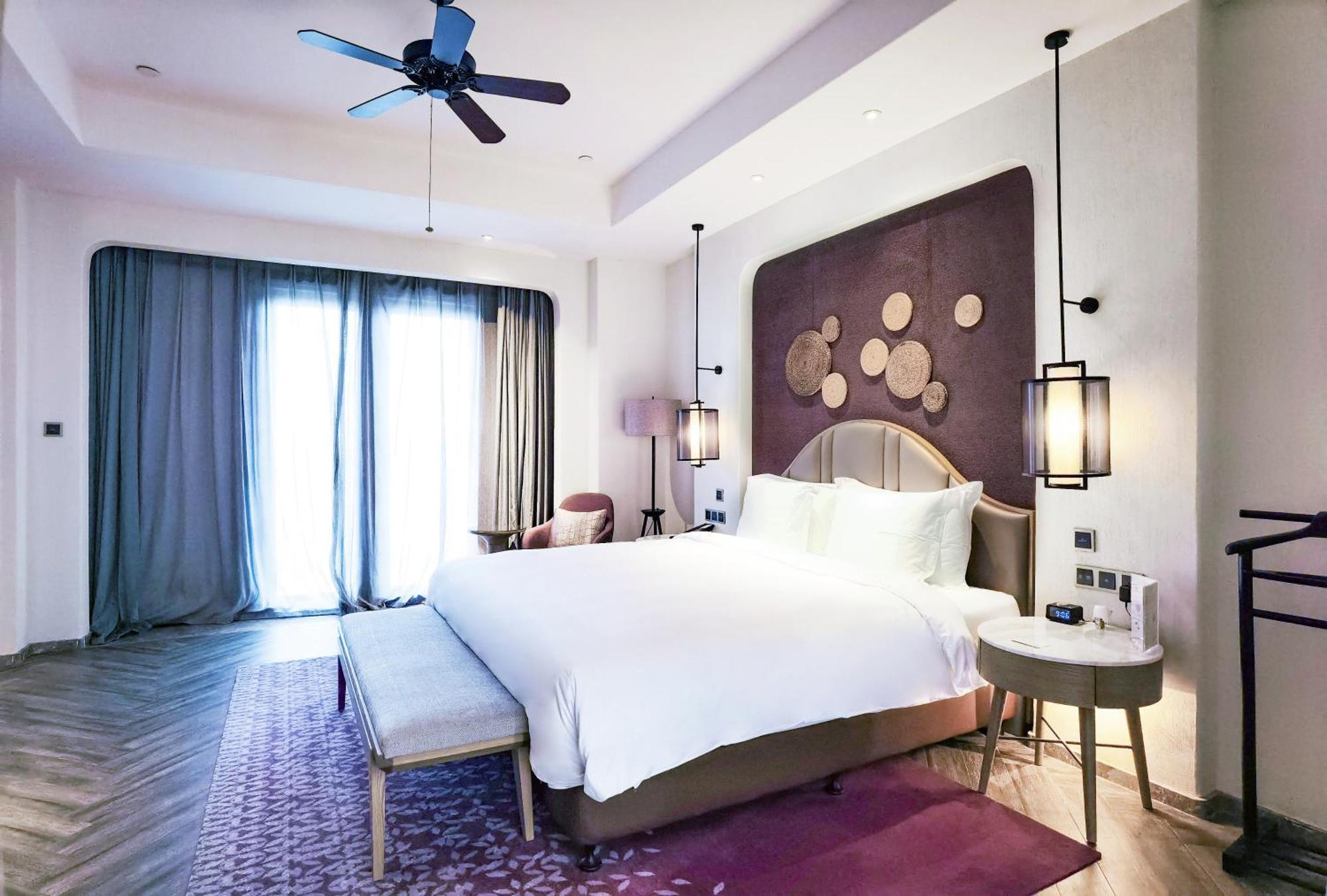Crowne Plaza Qingdaoorientalmoviemetropolis By Ihg Hotell Eksteriør bilde