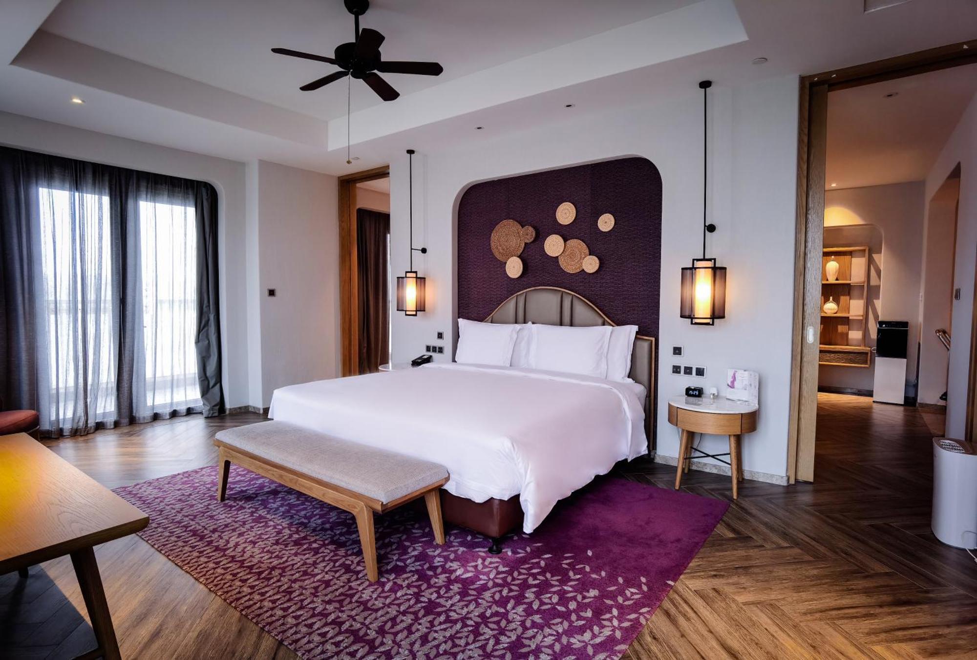 Crowne Plaza Qingdaoorientalmoviemetropolis By Ihg Hotell Eksteriør bilde