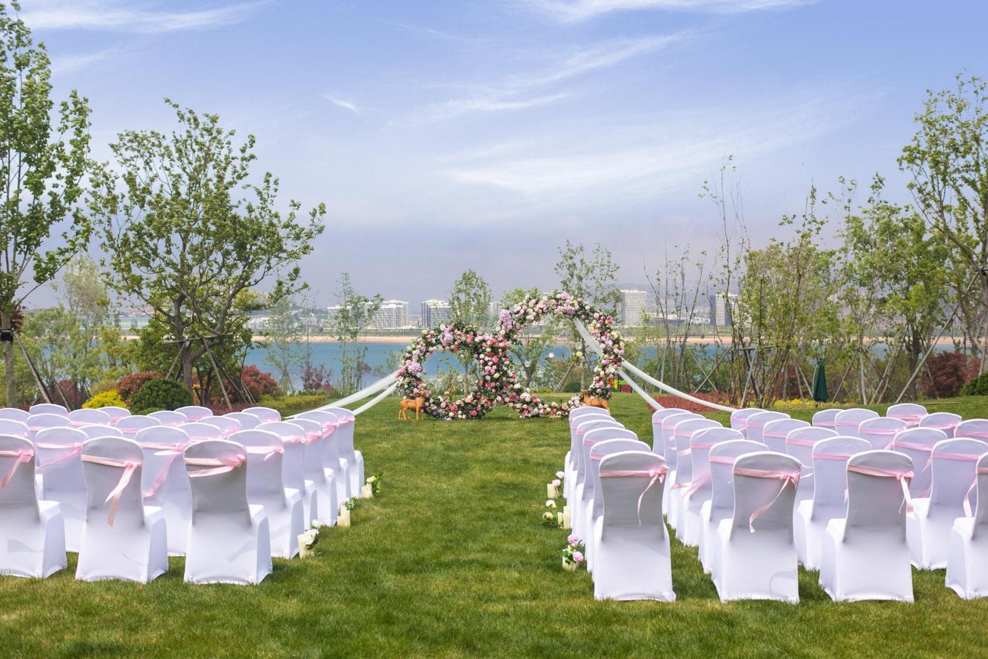 Crowne Plaza Qingdaoorientalmoviemetropolis By Ihg Hotell Eksteriør bilde