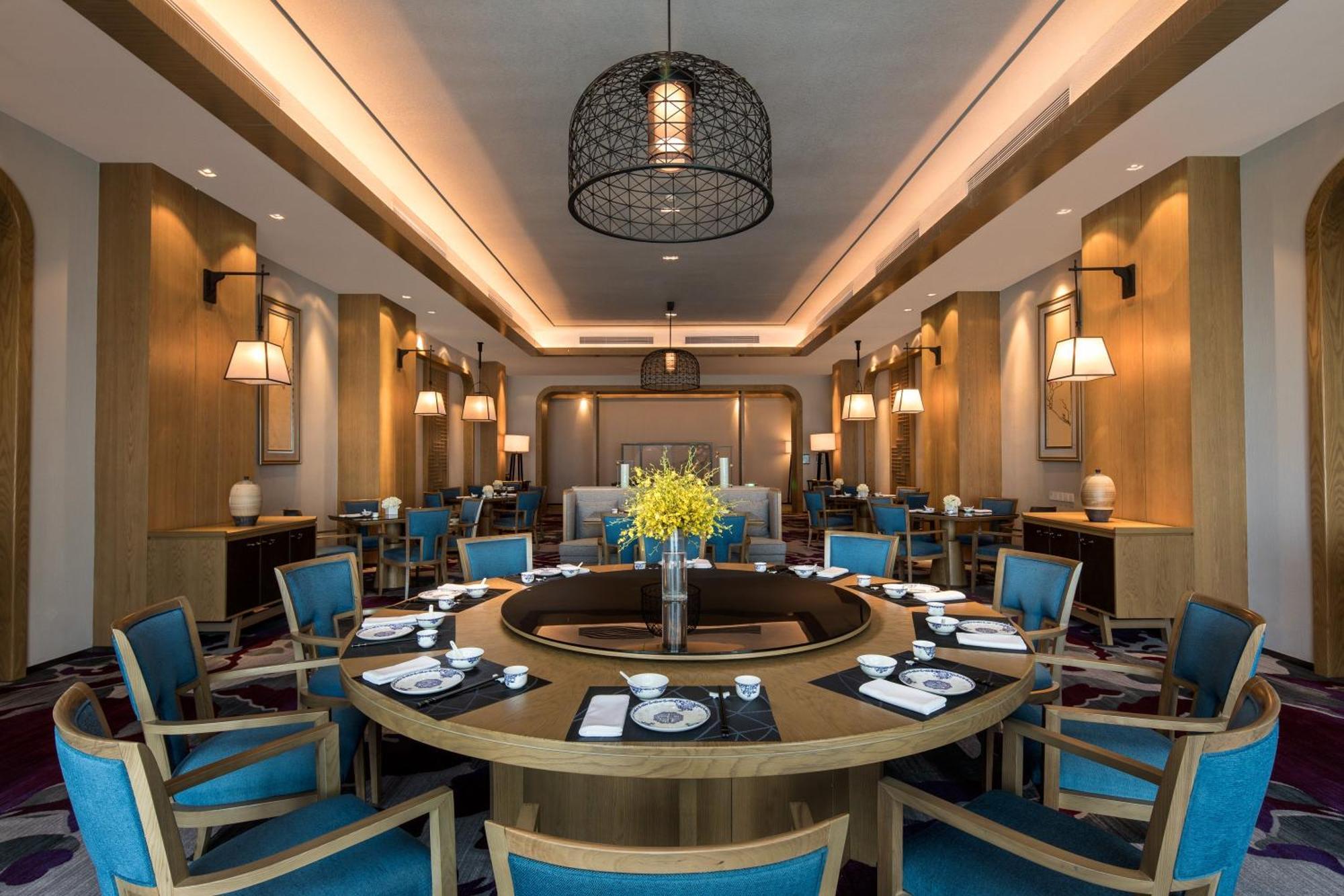 Crowne Plaza Qingdaoorientalmoviemetropolis By Ihg Hotell Eksteriør bilde