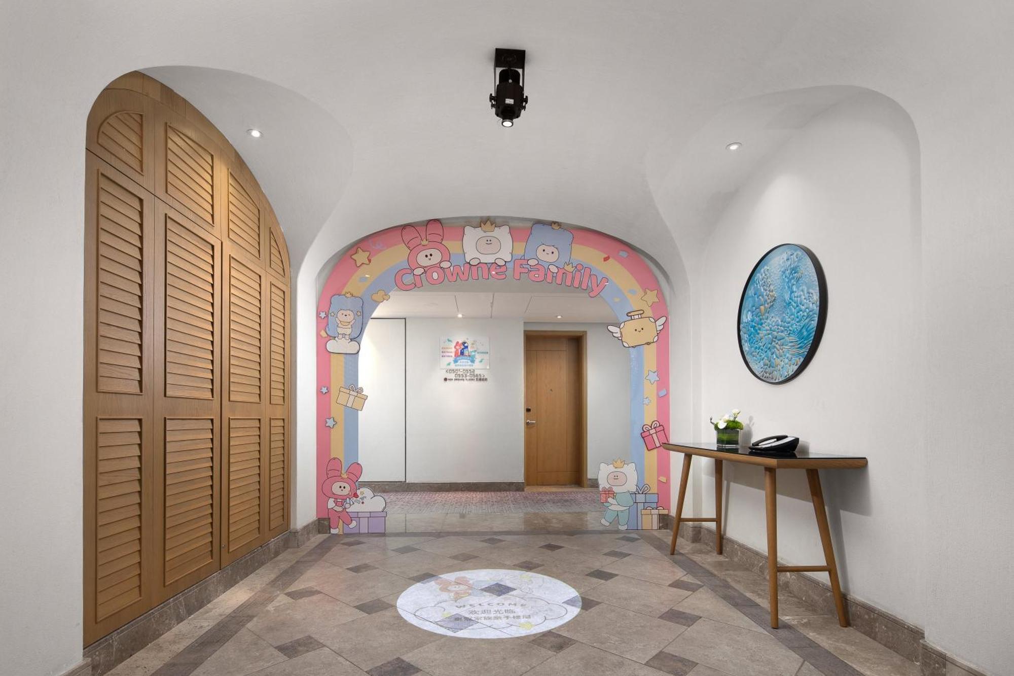 Crowne Plaza Qingdaoorientalmoviemetropolis By Ihg Hotell Eksteriør bilde